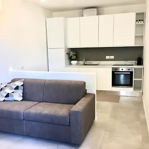 https://appartamento-superior-your-home-milano.it-lombardy.com